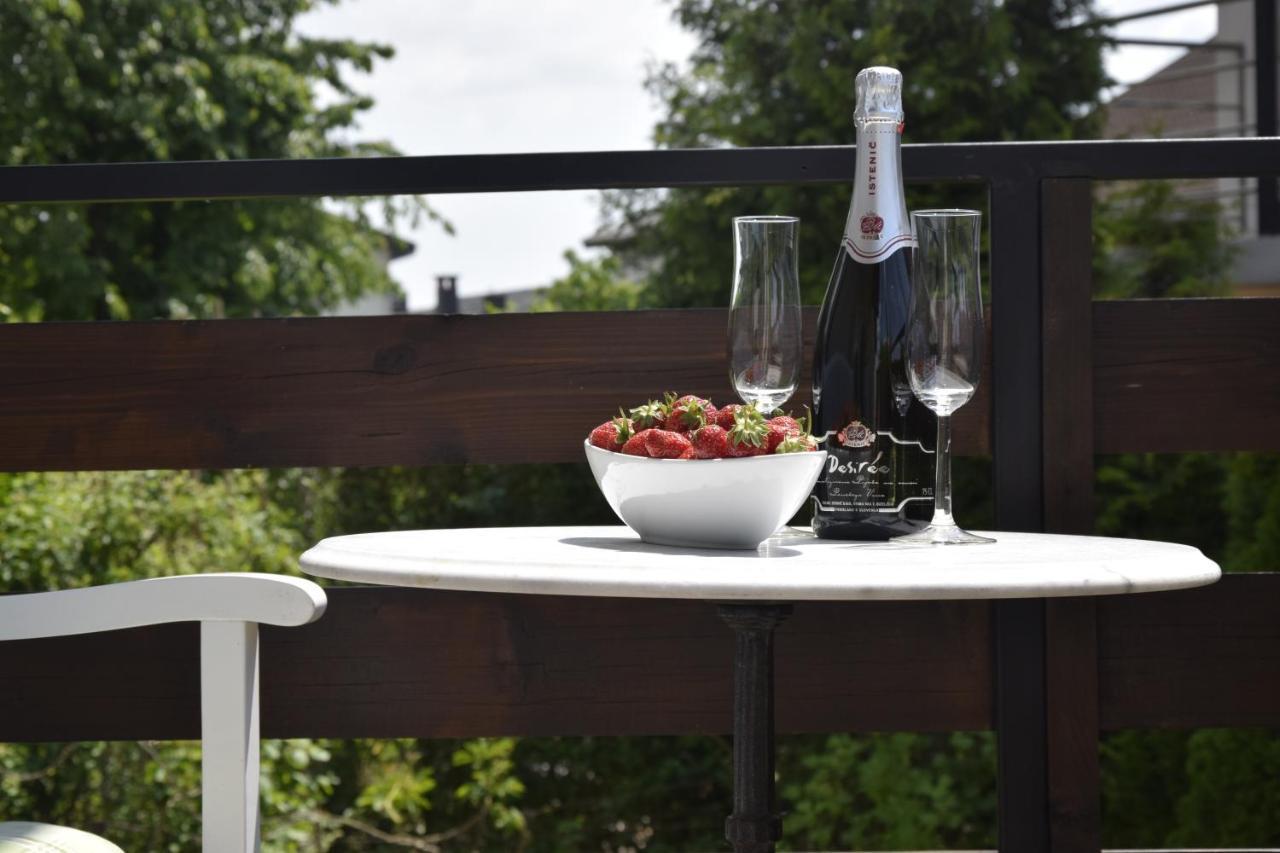 Catalina Lesce-Bled Apartment Лесце Екстериор снимка
